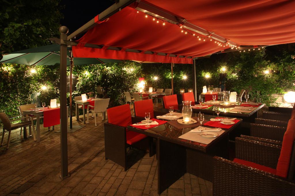 Landgasthof Zur Bruecke Wiesentheid Ngoại thất bức ảnh